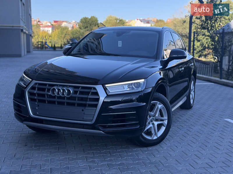 Внедорожник / Кроссовер Audi Q5 2019 в Хмельницком
