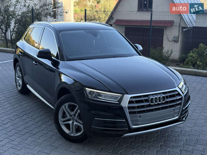 Внедорожник / Кроссовер Audi Q5 2019 в Хмельницком