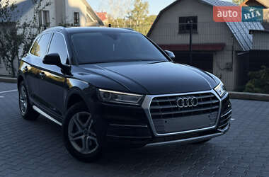 Внедорожник / Кроссовер Audi Q5 2019 в 