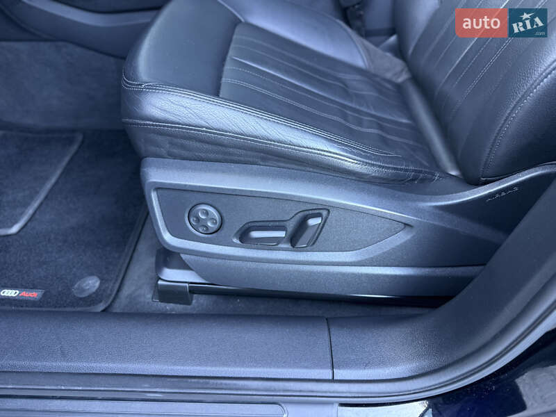 Внедорожник / Кроссовер Audi Q5 2019 в Хмельницком