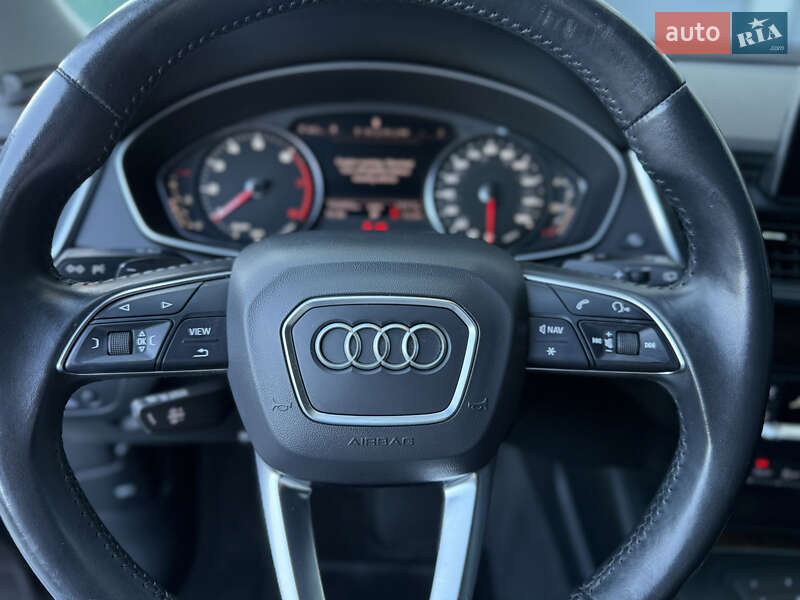 Внедорожник / Кроссовер Audi Q5 2019 в Хмельницком