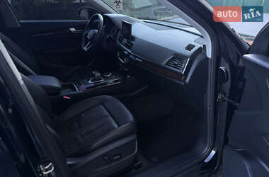 Внедорожник / Кроссовер Audi Q5 2019 в 