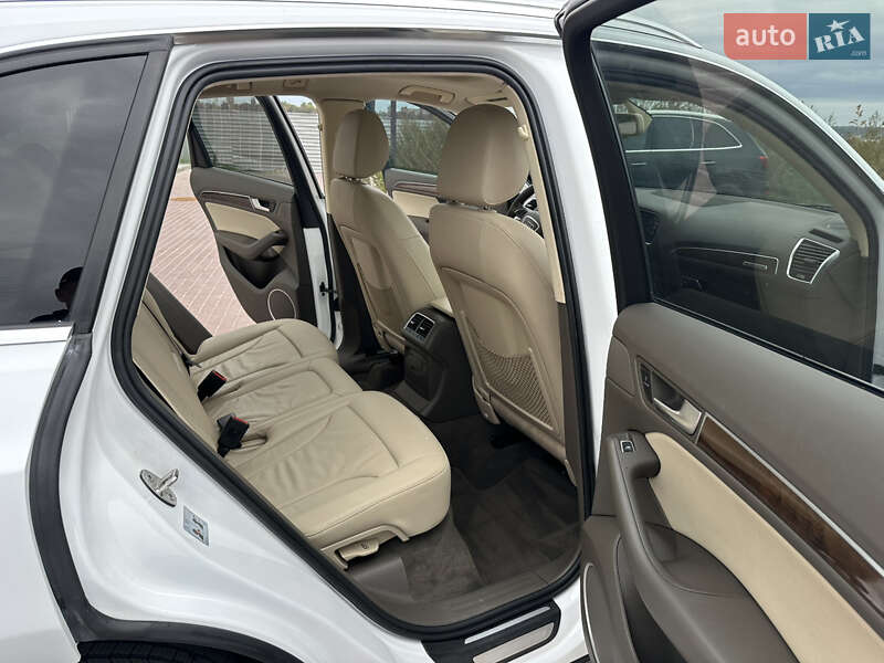 Внедорожник / Кроссовер Audi Q5 2015 в Ровно