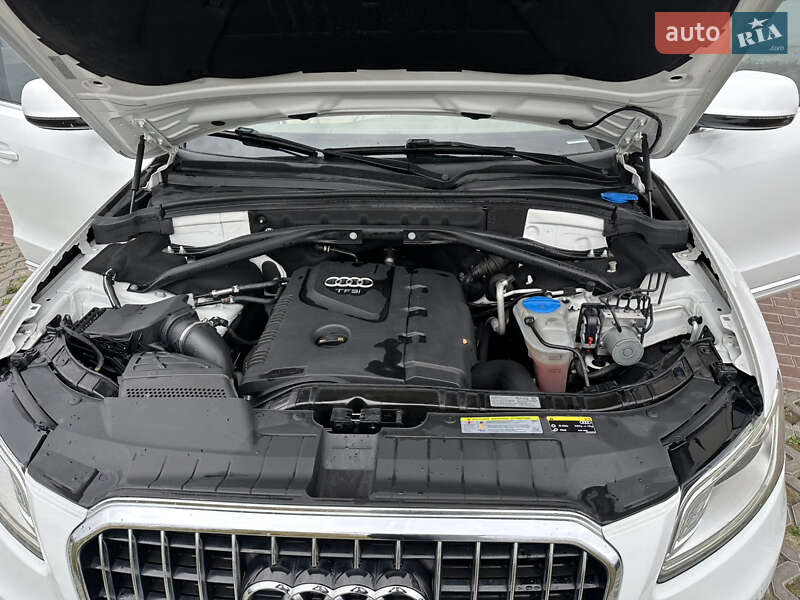Внедорожник / Кроссовер Audi Q5 2015 в Ровно