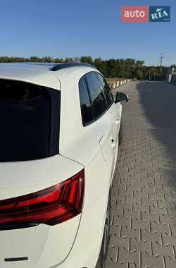 Внедорожник / Кроссовер Audi Q5 2021 в 