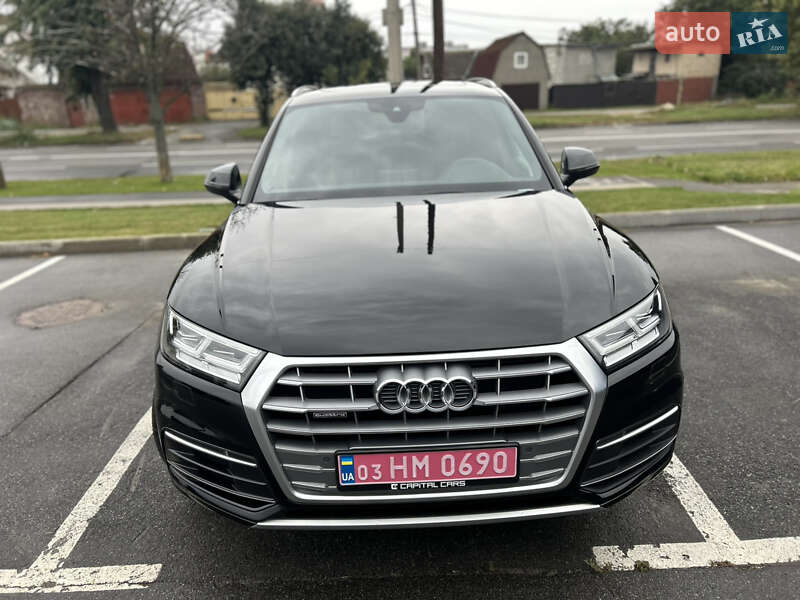 Позашляховик / Кросовер Audi Q5 2017 в Києві
