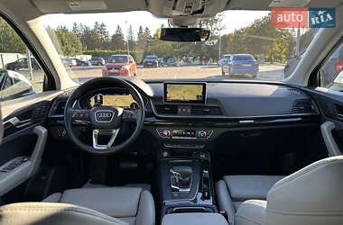 Внедорожник / Кроссовер Audi Q5 2018 в 