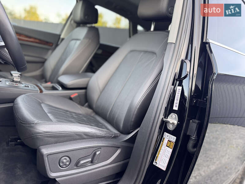 Позашляховик / Кросовер Audi Q5 2017 в Самборі