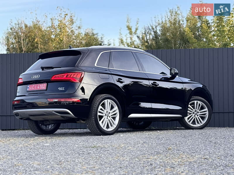 Позашляховик / Кросовер Audi Q5 2017 в Самборі