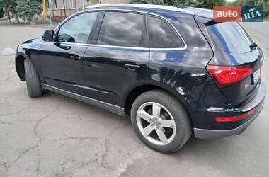 Позашляховик / Кросовер Audi Q5 2013 в 