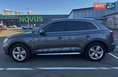 Внедорожник / Кроссовер Audi Q5 2019 в 