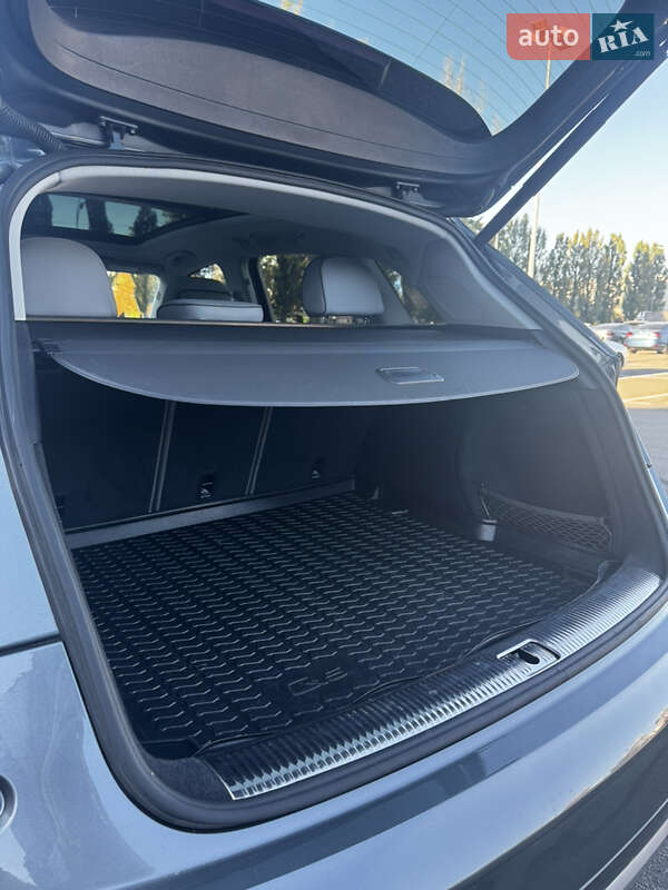 Внедорожник / Кроссовер Audi Q5 2019 в Киеве фото 14 Внедорожник / Кроссовер Audi Q5 2019 в Киеве