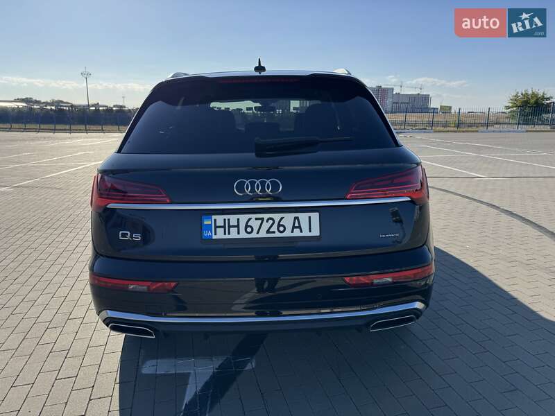 Внедорожник / Кроссовер Audi Q5 2022 в Одессе