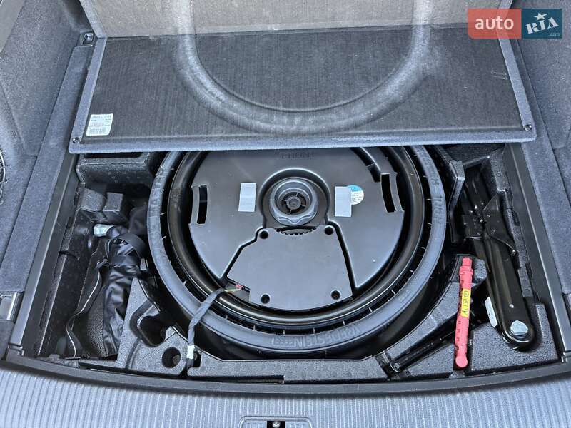 Внедорожник / Кроссовер Audi Q5 2022 в Одессе