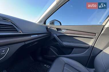 Внедорожник / Кроссовер Audi Q5 2022 в 