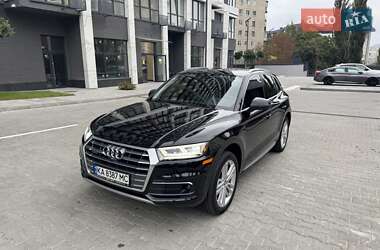 Внедорожник / Кроссовер Audi Q5 2018 в 