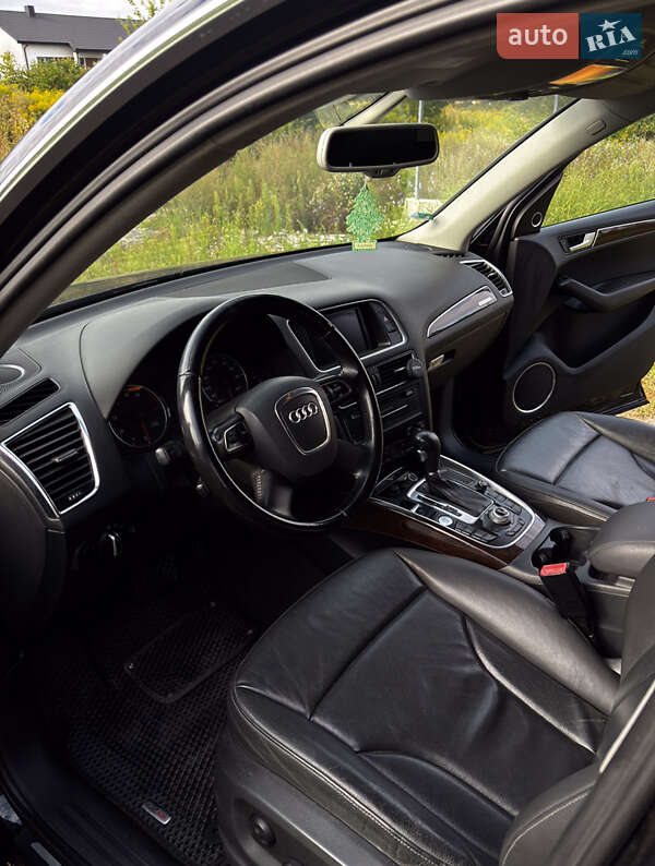 Внедорожник / Кроссовер Audi Q5 2012 в Луцке