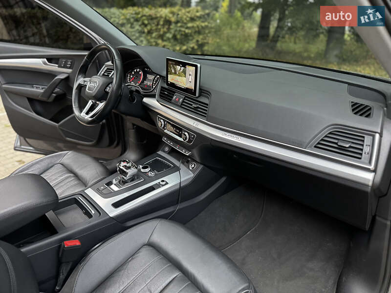 Позашляховик / Кросовер Audi Q5 2018 в Києві