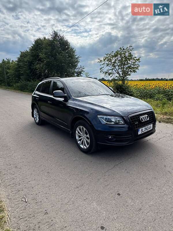 Внедорожник / Кроссовер Audi Q5 2009 в Киеве