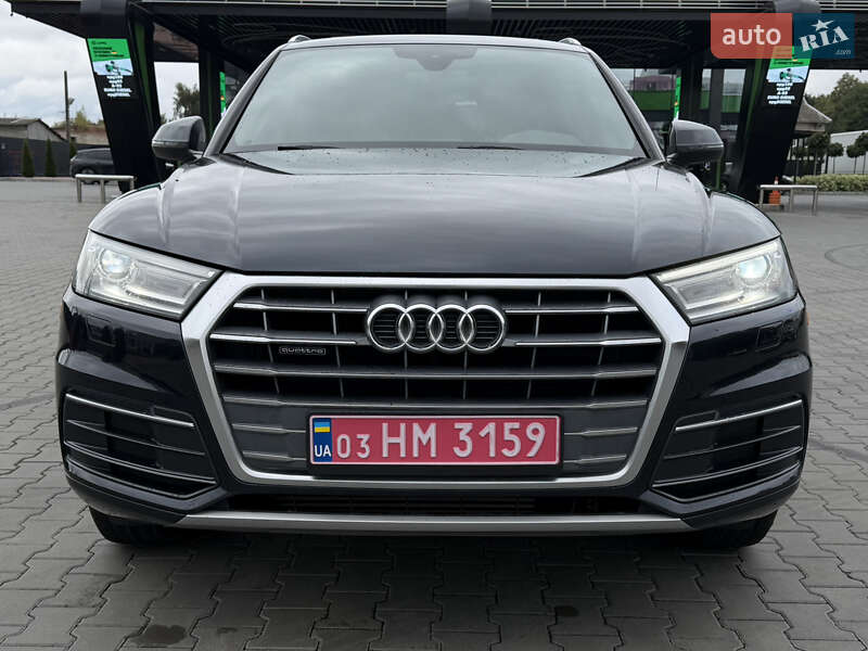 Внедорожник / Кроссовер Audi Q5 2017 в Луцке