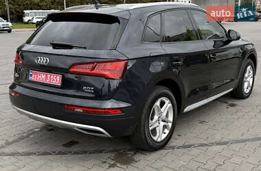 Позашляховик / Кросовер Audi Q5 2017 в 