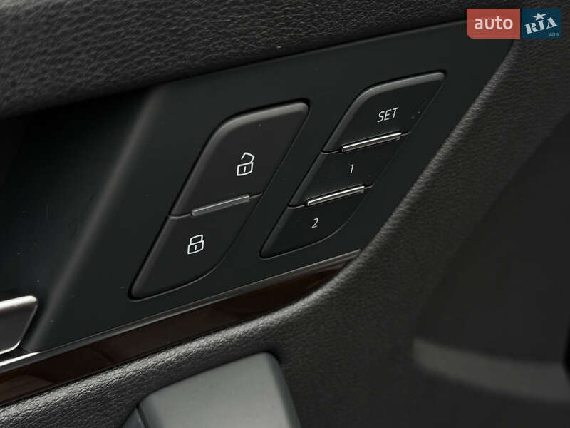 Внедорожник / Кроссовер Audi Q5 2017 в Луцке