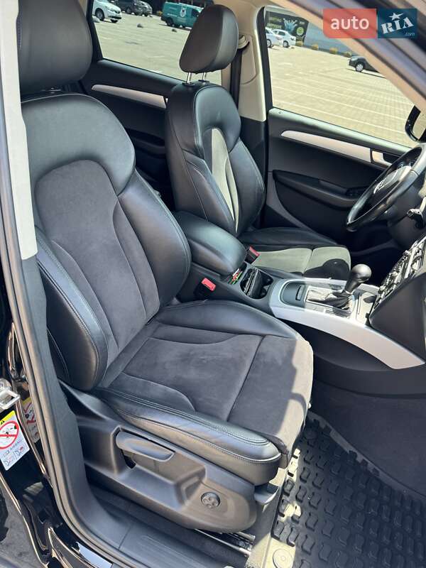 Позашляховик / Кросовер Audi Q5 2012 в Житомирі