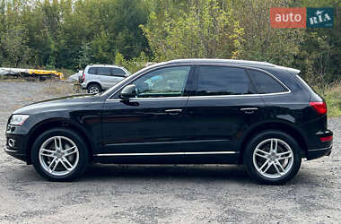 Внедорожник / Кроссовер Audi Q5 2015 в 