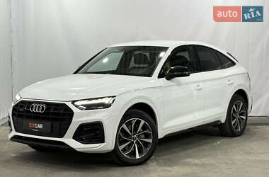 Внедорожник / Кроссовер Audi Q5 2021 в 