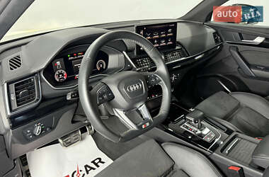 Внедорожник / Кроссовер Audi Q5 2021 в 