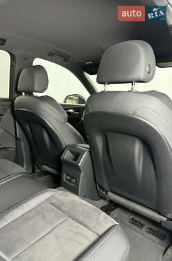 Внедорожник / Кроссовер Audi Q5 2021 в 