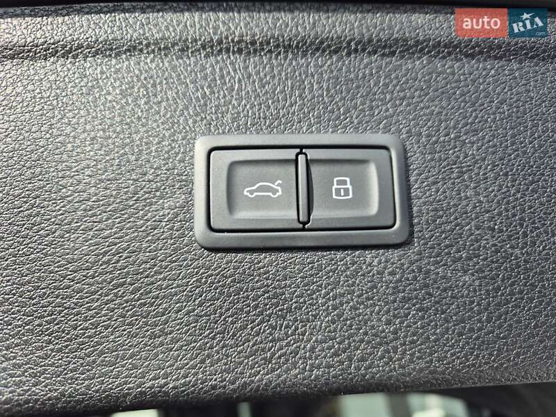 Внедорожник / Кроссовер Audi Q5 2022 в Дрогобыче