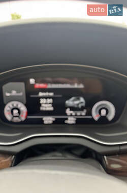 Внедорожник / Кроссовер Audi Q5 2022 в 