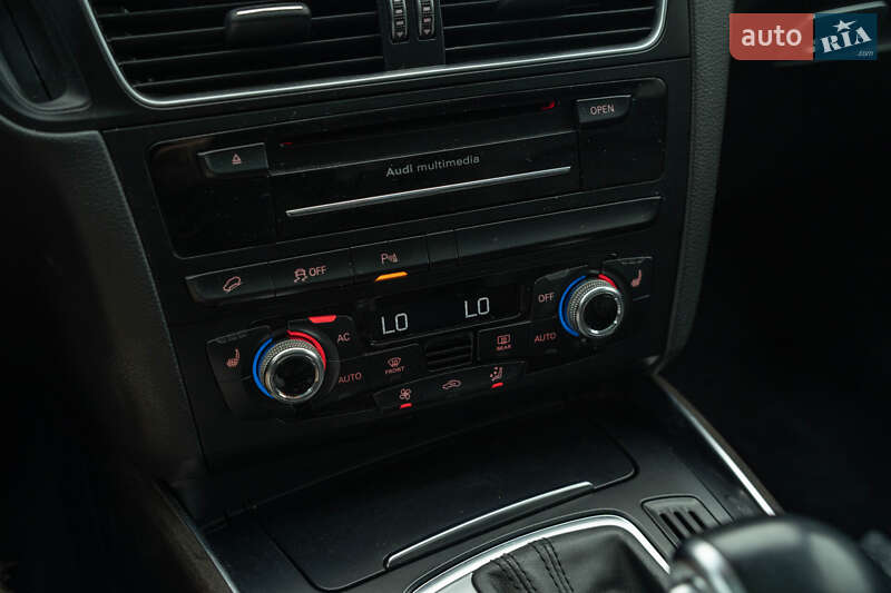 Позашляховик / Кросовер Audi Q5 2012 в Чернівцях