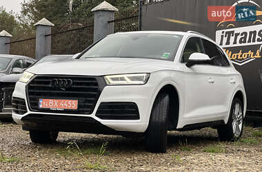 Позашляховик / Кросовер Audi Q5 2017 в 