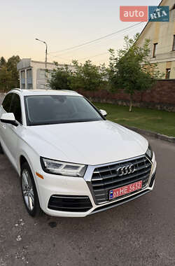 Внедорожник / Кроссовер Audi Q5 2020 в Ровно