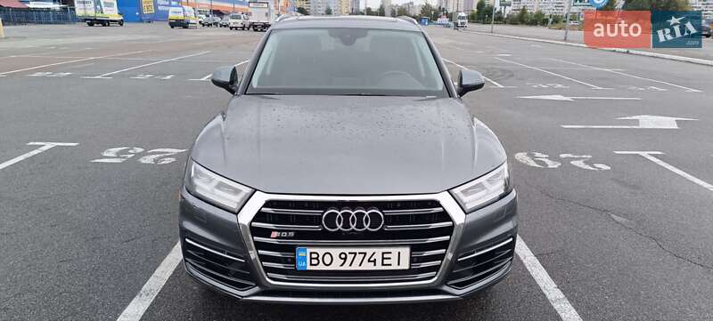 Позашляховик / Кросовер Audi Q5 2017 в Києві