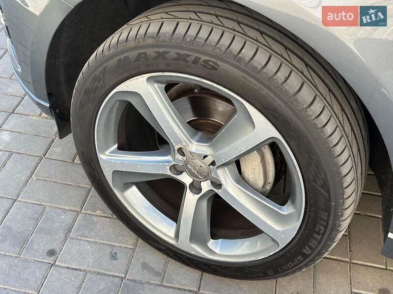 Позашляховик / Кросовер Audi Q5 2013 в Одесі