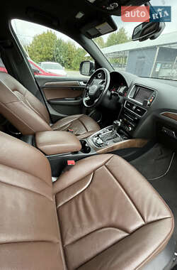 Позашляховик / Кросовер Audi Q5 2013 в 