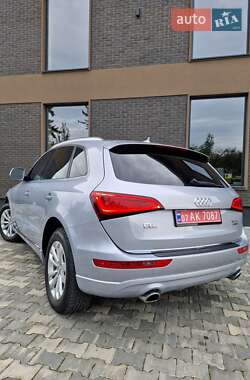 Позашляховик / Кросовер Audi Q5 2017 в 