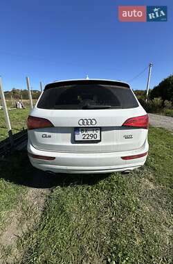 Позашляховик / Кросовер Audi Q5 2015 в 