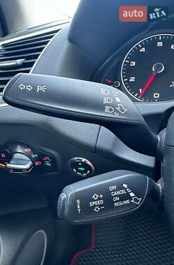Внедорожник / Кроссовер Audi Q5 2015 в 