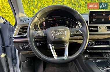 Позашляховик / Кросовер Audi Q5 2018 в 