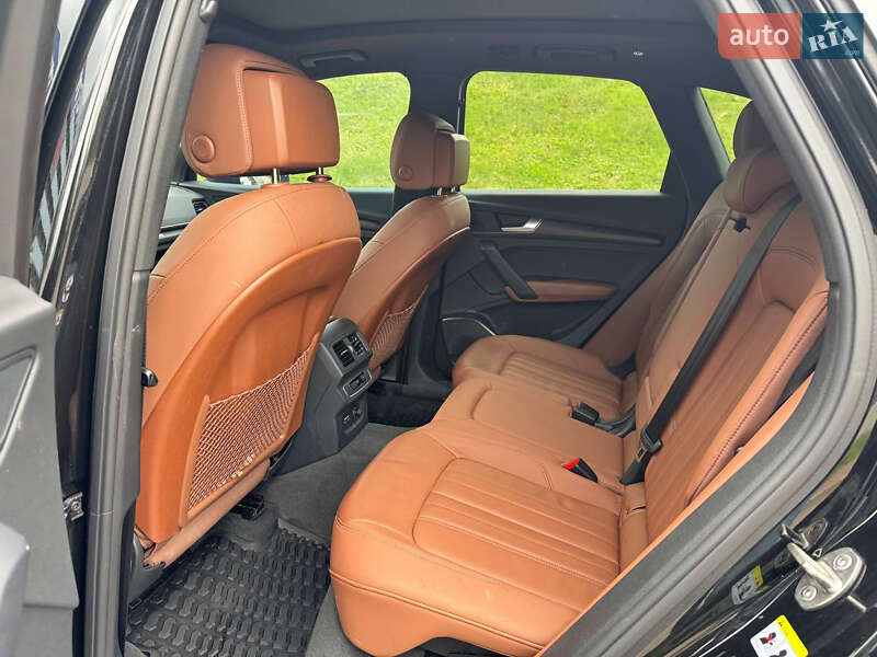 Внедорожник / Кроссовер Audi Q5 2023 в Киеве