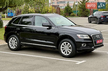 Внедорожник / Кроссовер Audi Q5 2015 в 