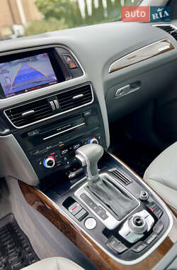 Внедорожник / Кроссовер Audi Q5 2015 в 
