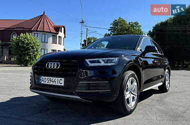 Внедорожник / Кроссовер Audi Q5 2017 в 