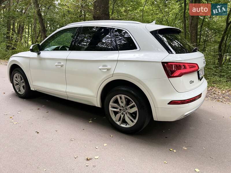Внедорожник / Кроссовер Audi Q5 2018 в Львове фото 50 Внедорожник / Кроссовер Audi Q5 2018 в Львове