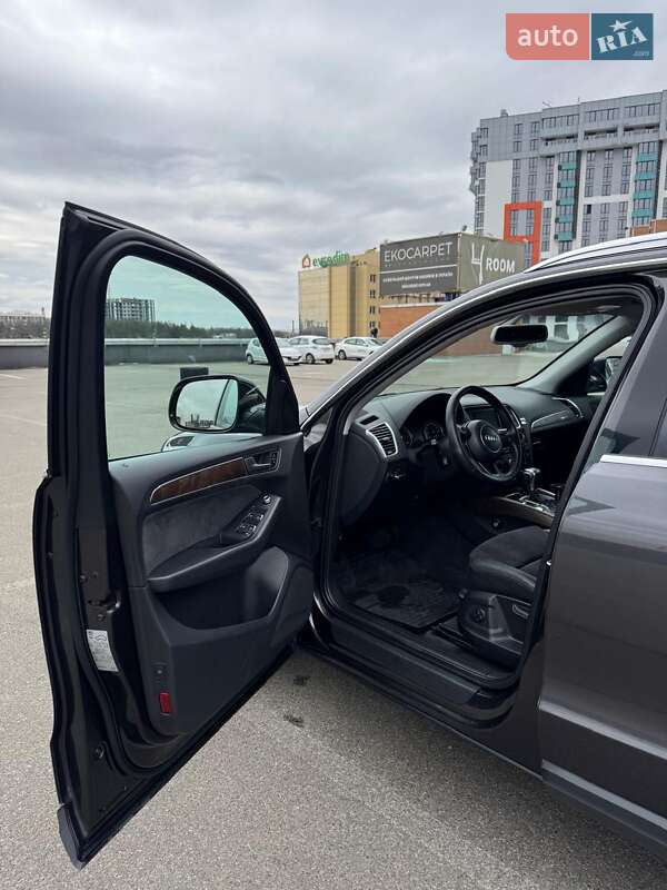 Позашляховик / Кросовер Audi Q5 2014 в Києві
