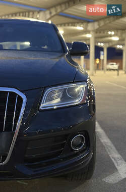 Позашляховик / Кросовер Audi Q5 2013 в 